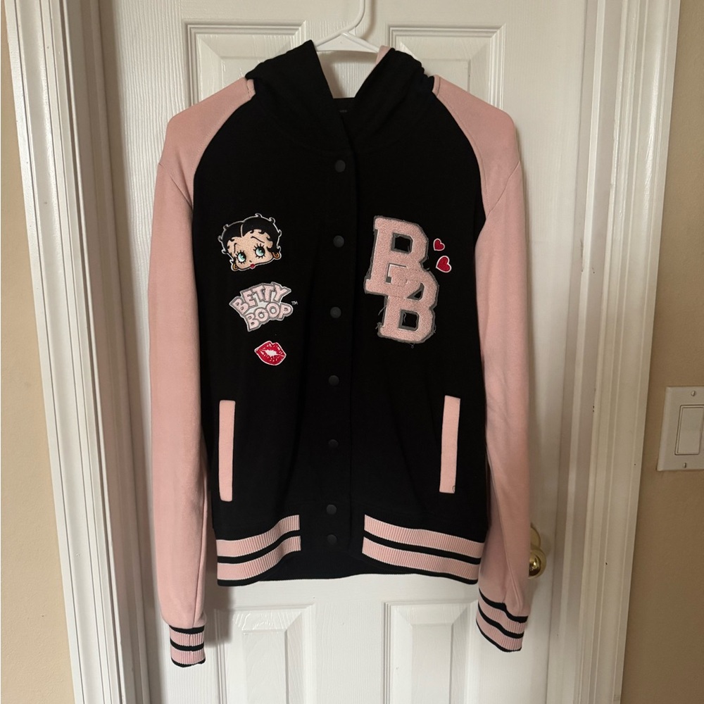 Universal studios Betty Boop varsity jacket size women’s large